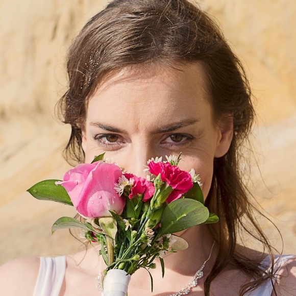 Hi Friends! - Picture 1 of 1